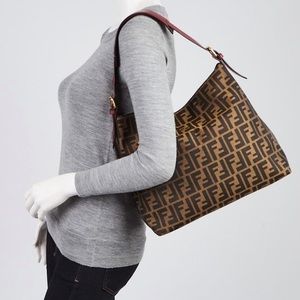 ✨Fendi zucca shoulder bag✨